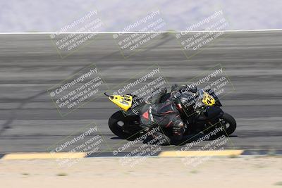 media/May-10-2025-Race Pace (Sat) [[db32fef2da]]/Vested/3-Bowl Set 1 (9am)/